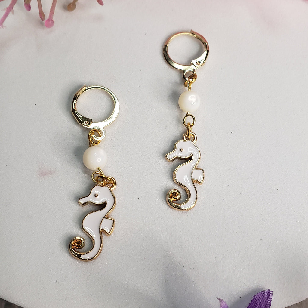 Seahorse Mother of Pearl earrings, Sea Horse earrings, Sea life Jewelry Beach Jewelry, Handmade earrings