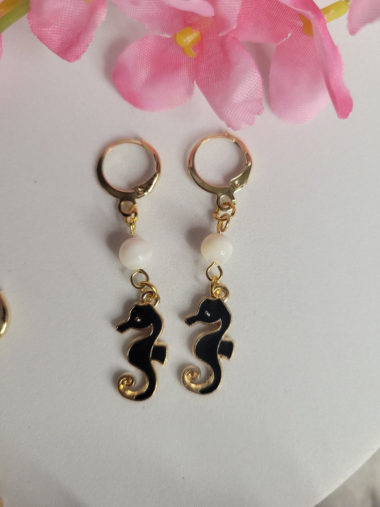 Seahorse Mother of Pearl earrings, Sea Horse earrings, Sea life Jewelry Beach Jewelry, Handmade earrings