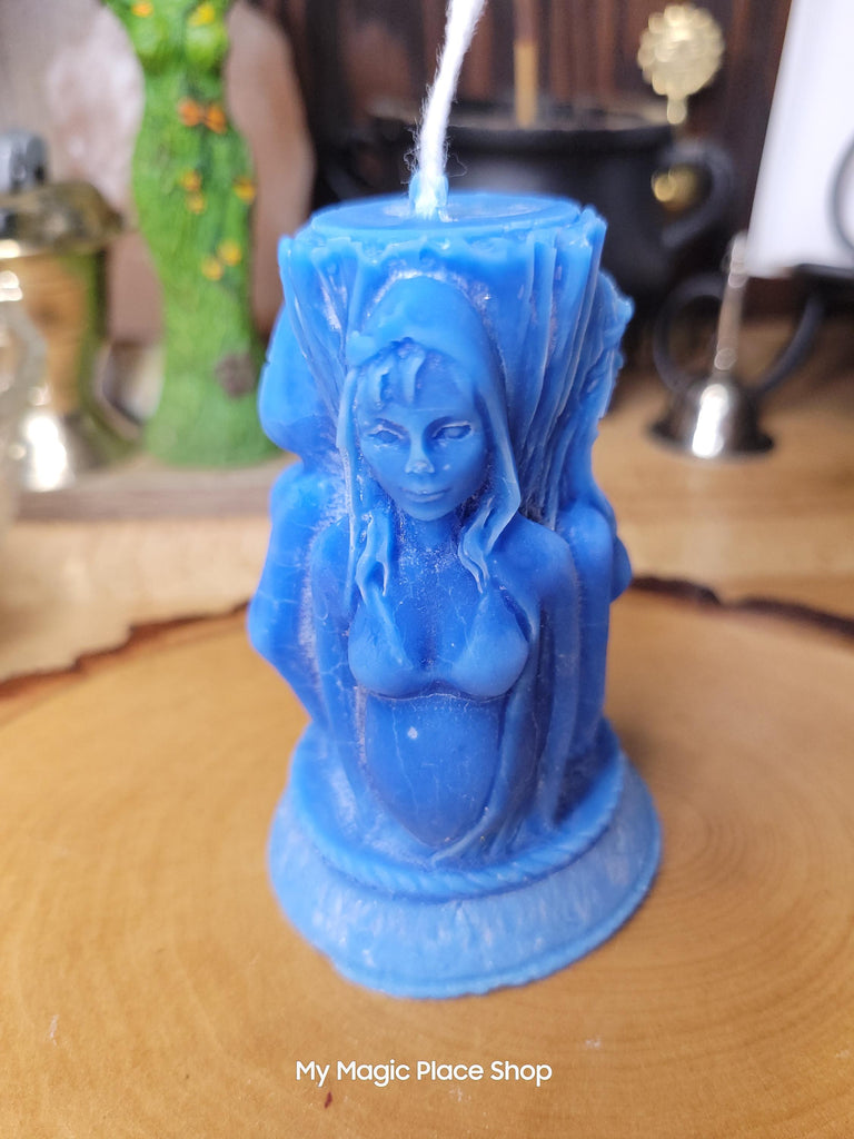 Triple Moon candle, Goddess-shaped, Sculptural candle, Palm wax